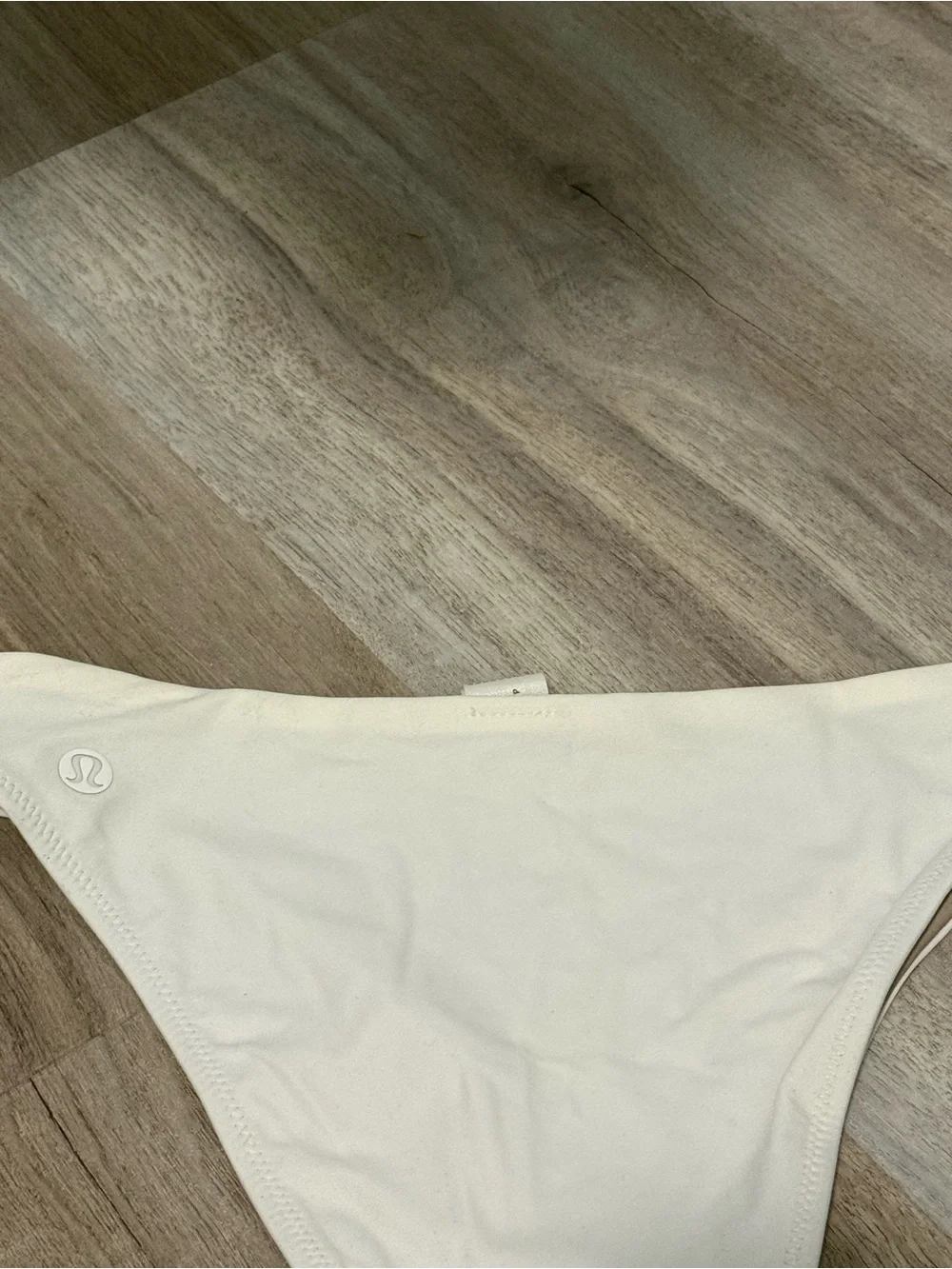EUC Lululemon bikini bottoms size XS - Picture 5 of 5